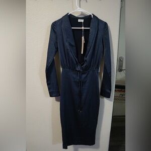 Oh Polly long sleeve V-cut midi fitted dress